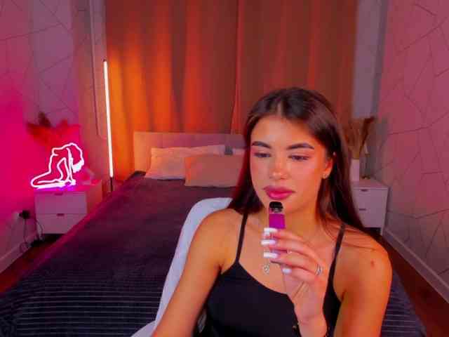 Alisha-Blakee webcam