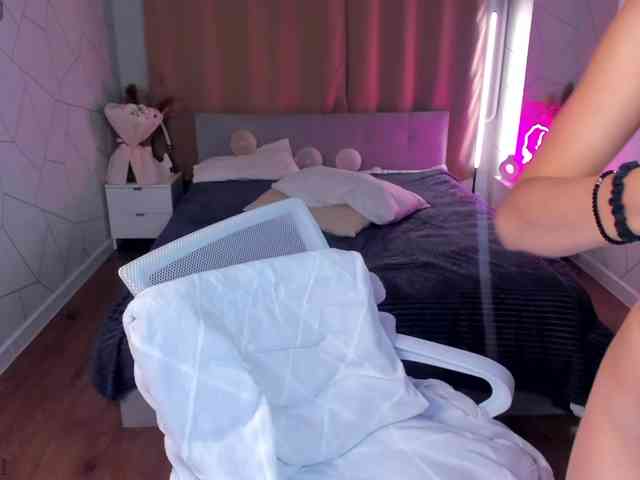 Alisha-Blakee webcam