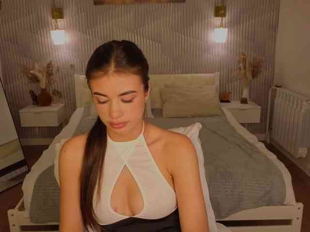 Alisha-Blakee webcam