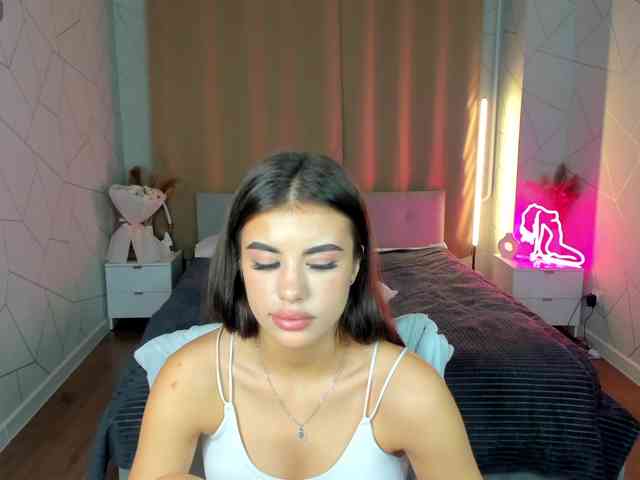 Alisha-Blakee webcam