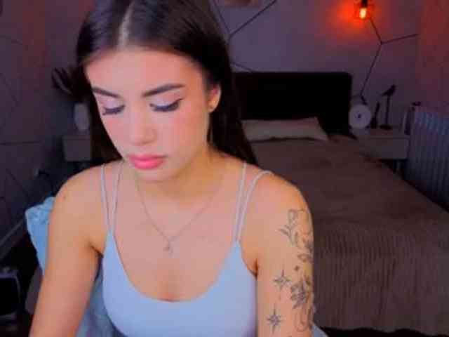 Alisha-Blakee webcam