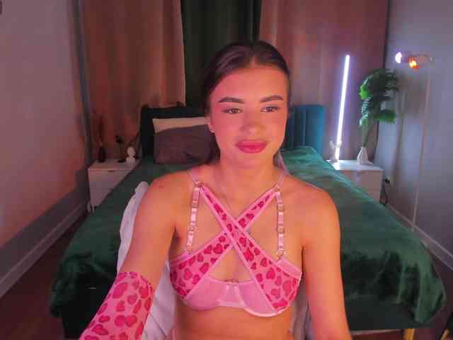 Alisha-Blakee webcam