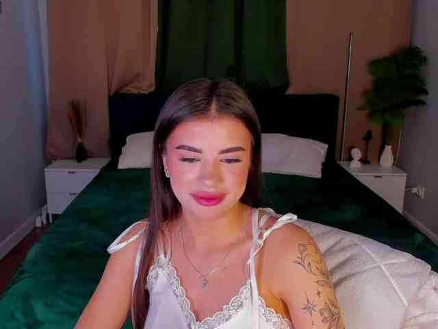 Alisha-Blakee webcam