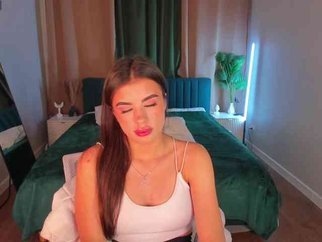Alisha-Blakee webcam