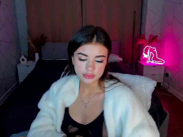 Alisha-Blakee webcam