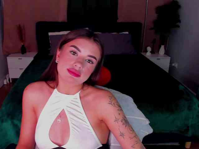 Alisha-Blakee webcam