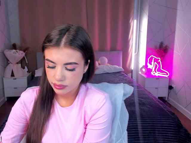 Alisha-Blakee webcam