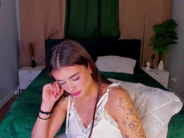 Alisha-Blakee webcam