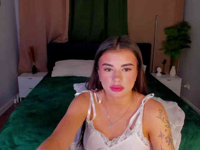 Alisha-Blakee webcam