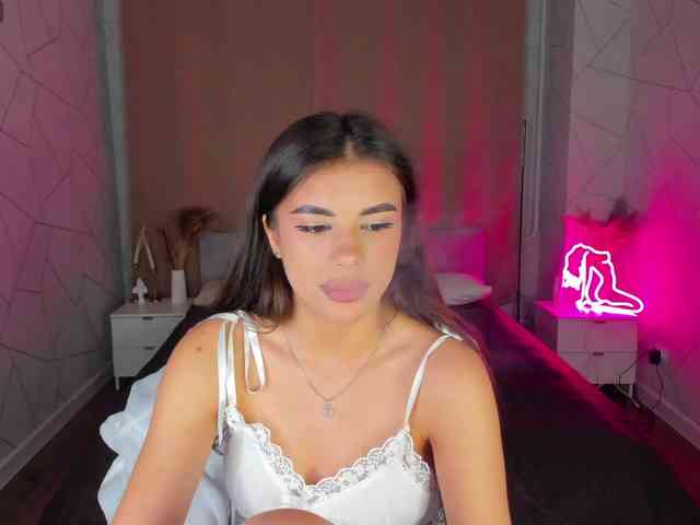Alisha-Blakee webcam