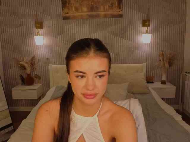 Alisha-Blakee webcam