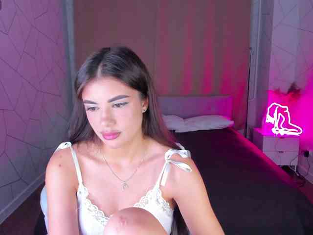 Alisha-Blakee webcam