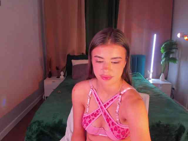 Alisha-Blakee webcam