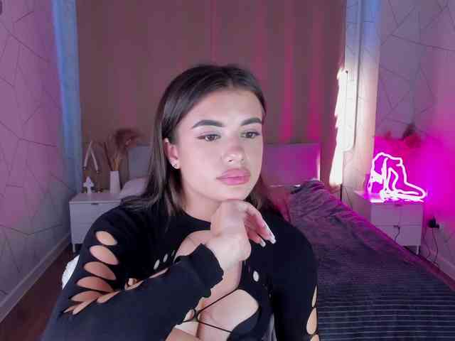 Alisha-Blakee webcam