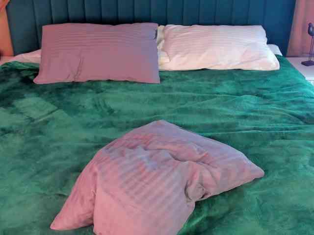 Alisha-Blakee webcam