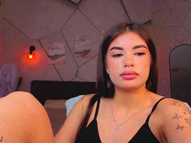 Alisha-Blakee webcam