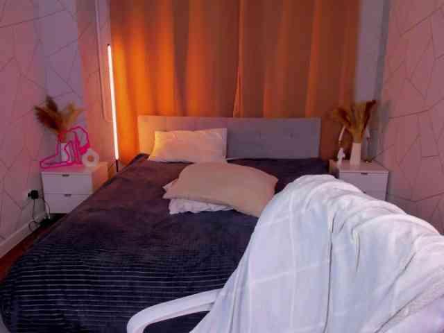 Alisha-Blakee webcam