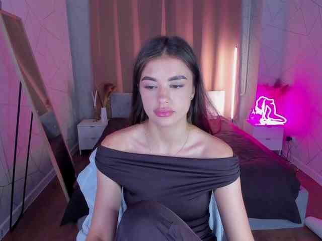 Alisha-Blakee webcam