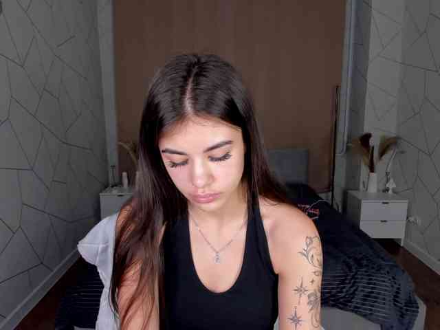 Alisha-Blakee Alisha-Blakee