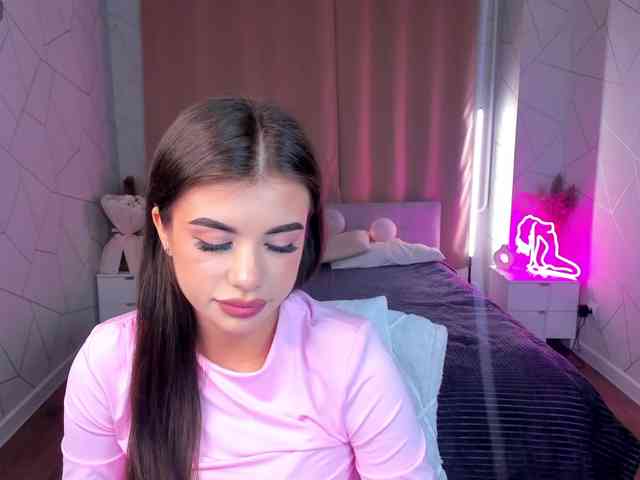 Alisha-Blakee webcam