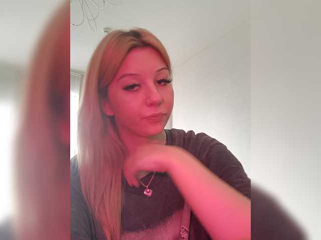 Elise-Sauvage Live Cam pe BongaCams