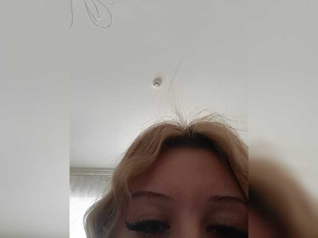 Elise-Sauvage live cam on BongaCams