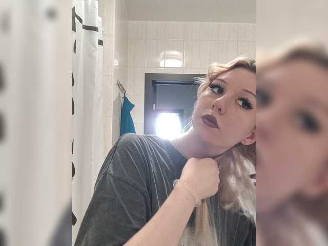 Elise-Sauvage live cam on BongaCams