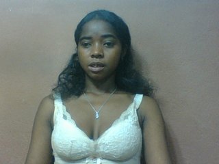 Luciah1's Live Webcam