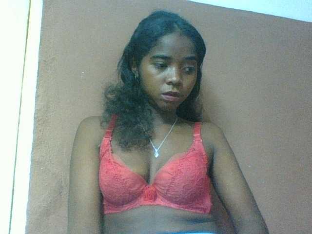 Luciah1 live cam on BongaCams