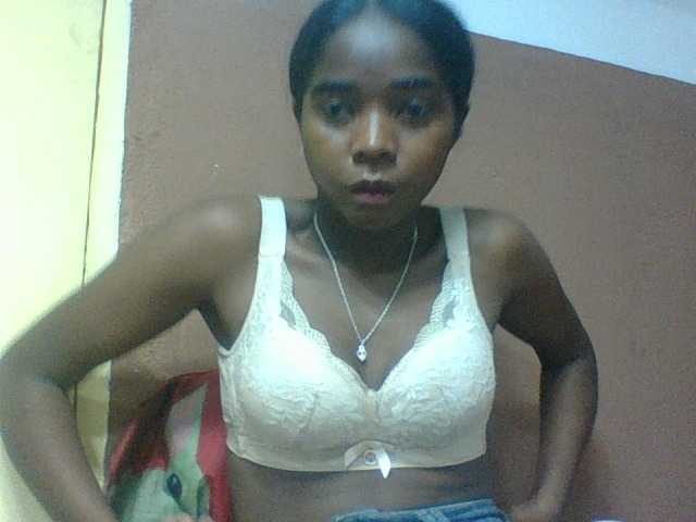Luciah1 live cam on BongaCams