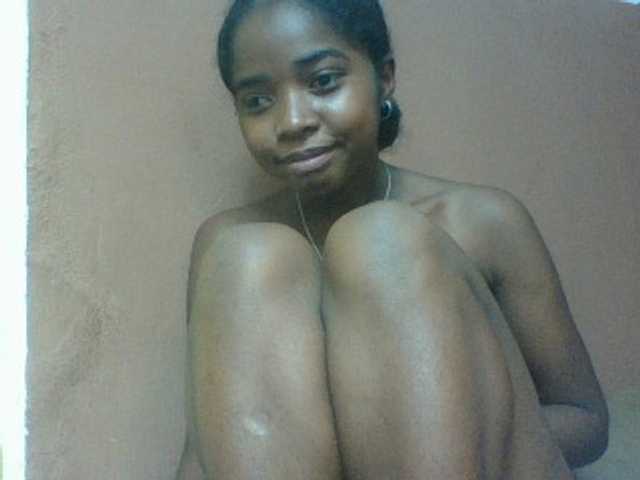 Luciah1 live webcam show