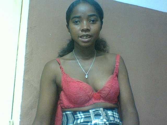 Luciah1 live webcam show