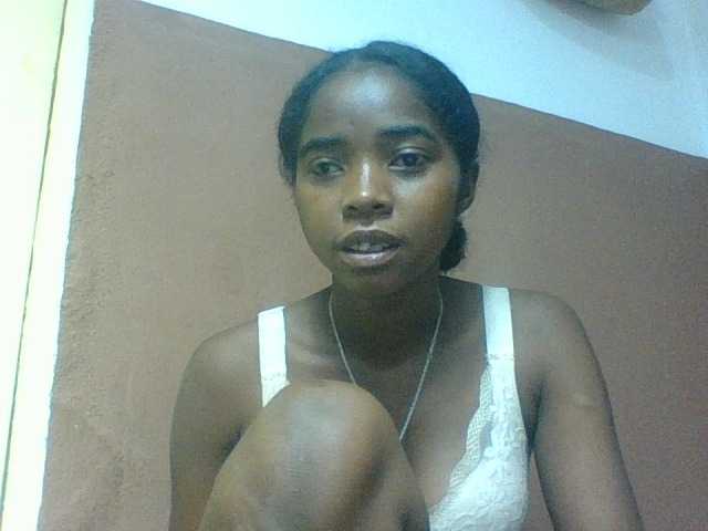 Luciah1 live webcam show