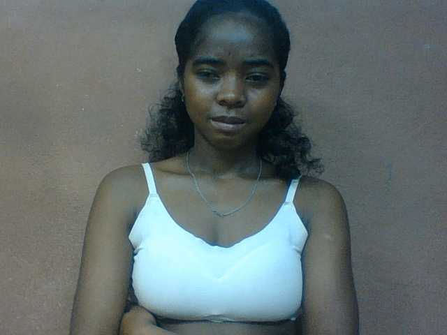 Luciah1 live cam on BongaCams