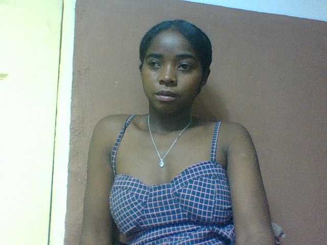 Luciah1 live webcam show