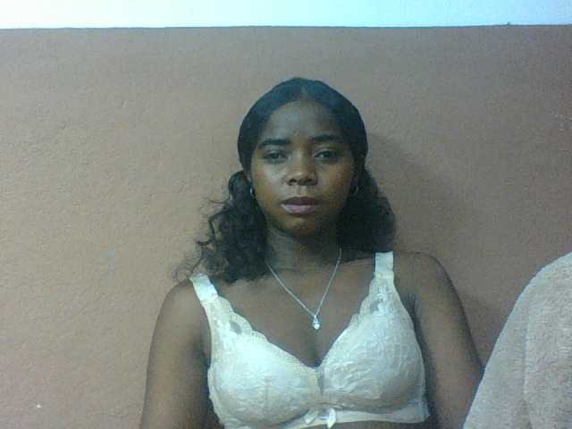 Luciah1 live cam on BongaCams