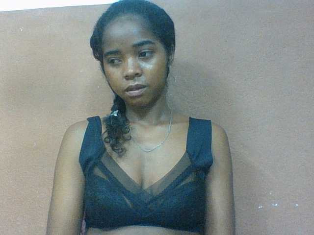 Luciah1 live cam on BongaCams