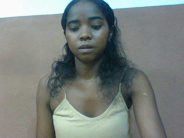 Luciah1 live cam on BongaCams