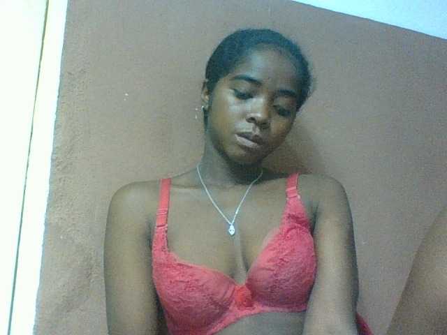 Luciah1 live webcam show