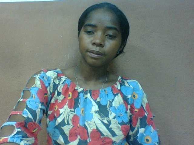 Luciah1 live cam on BongaCams
