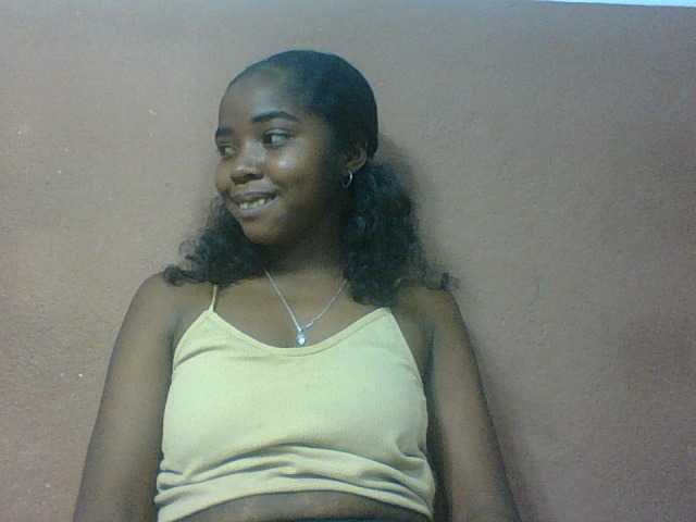 Luciah1 webcam bongacams model stream image