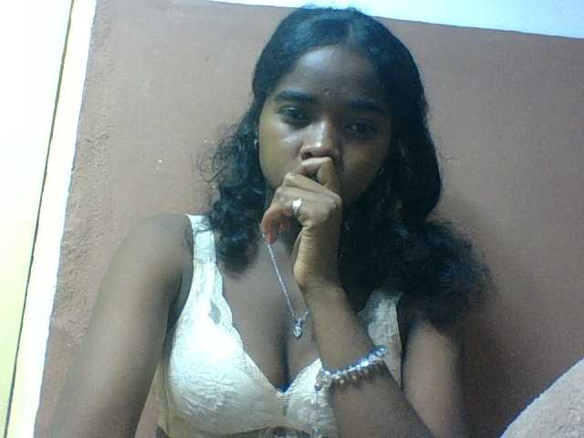 Luciah1 live cam on BongaCams