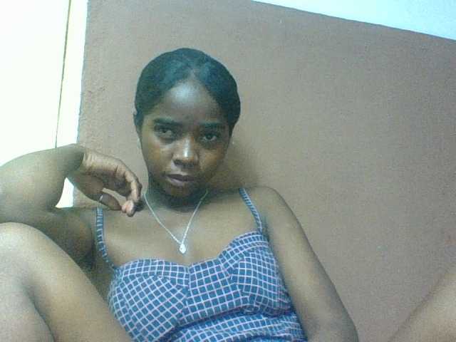 Luciah1 live webcam show