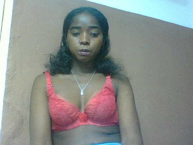 Luciah1 live webcam show