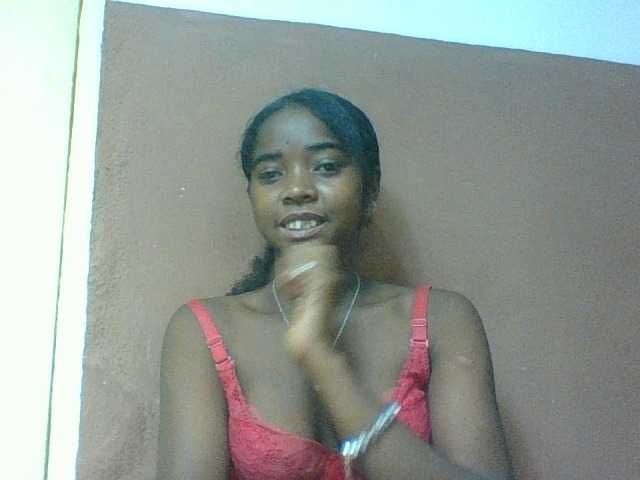 Luciah1 live webcam show