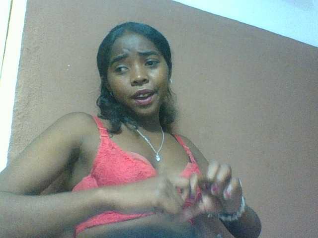 Luciah1 live webcam show