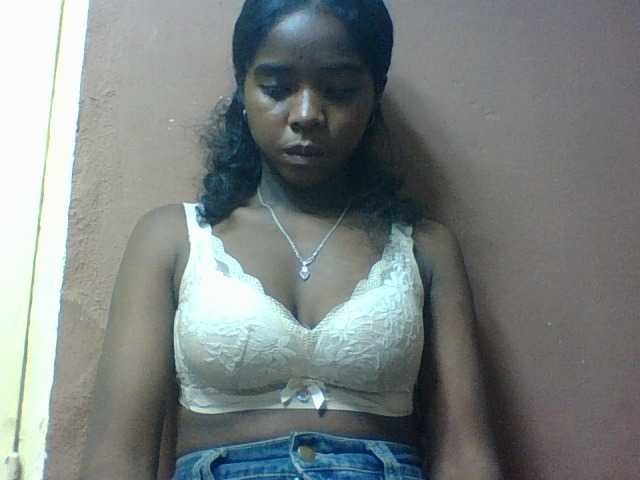 Luciah1 live cam on BongaCams