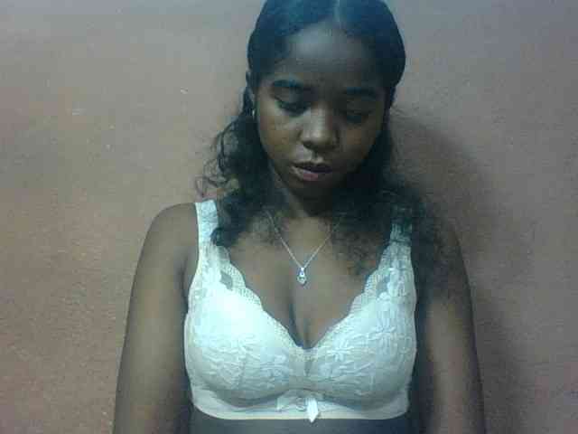 Luciah1 webcam
