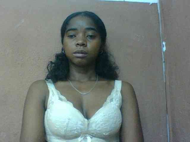 Luciah1 webcam