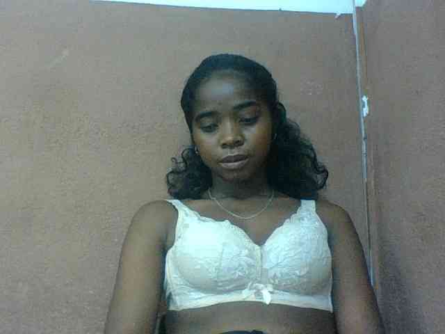 Luciah1 webcam